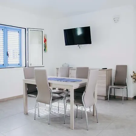 Apartment Milva's Lotzorai